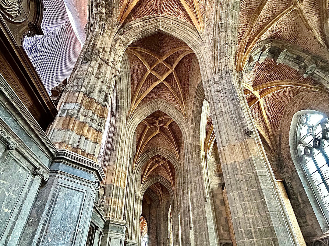 Basilique Saint-Hubert-Saint-Hubert必去景点