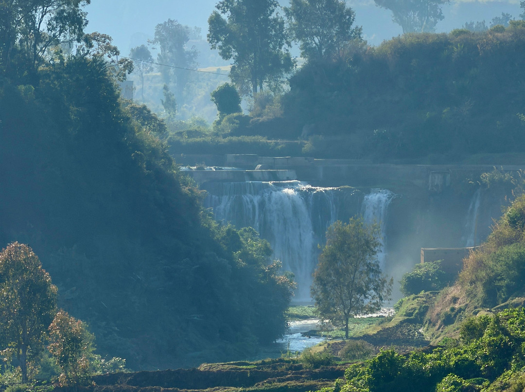 Faniry Madagascar Tours-安塔那那利佛必去景点