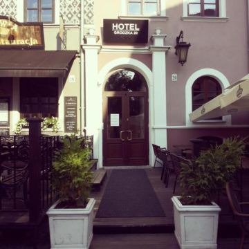 格罗兹卡街20号酒店-官方