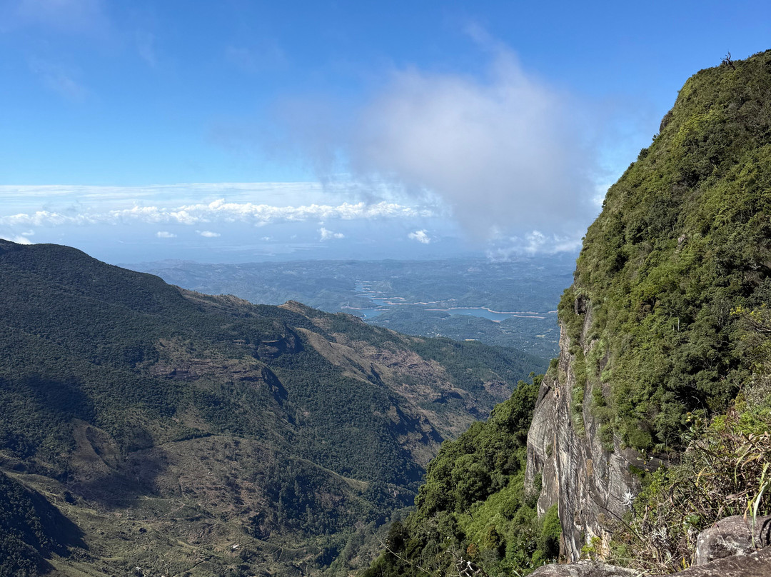 Andrews Eco Tours and Taxi-奴娃拉伊利雅必去景点