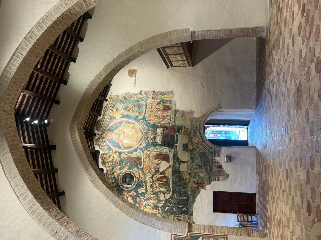 Chiesa di Santa Maria in Piano-Loreto Aprutino必去景点