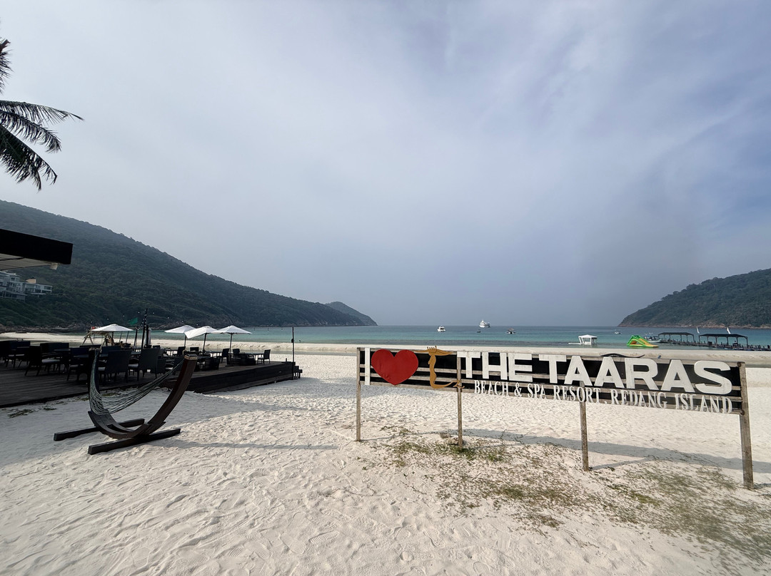塔拉斯海滩Spa度假酒店主图