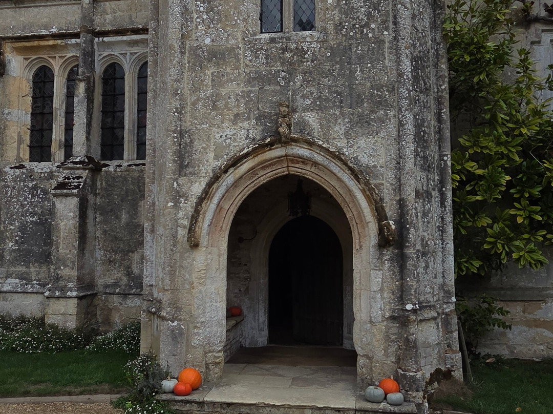Athelhampton House and Gardens-多切斯特必去景点