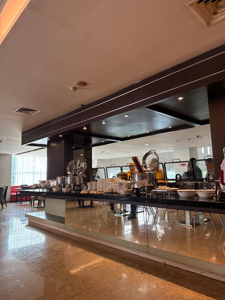 望加锡克拉罗酒店及会议中心-旅行者
