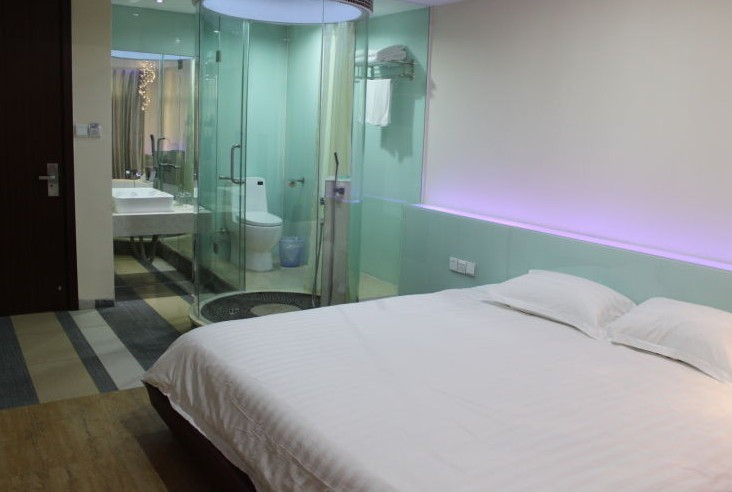 企鹅宾馆厦门台情店主图