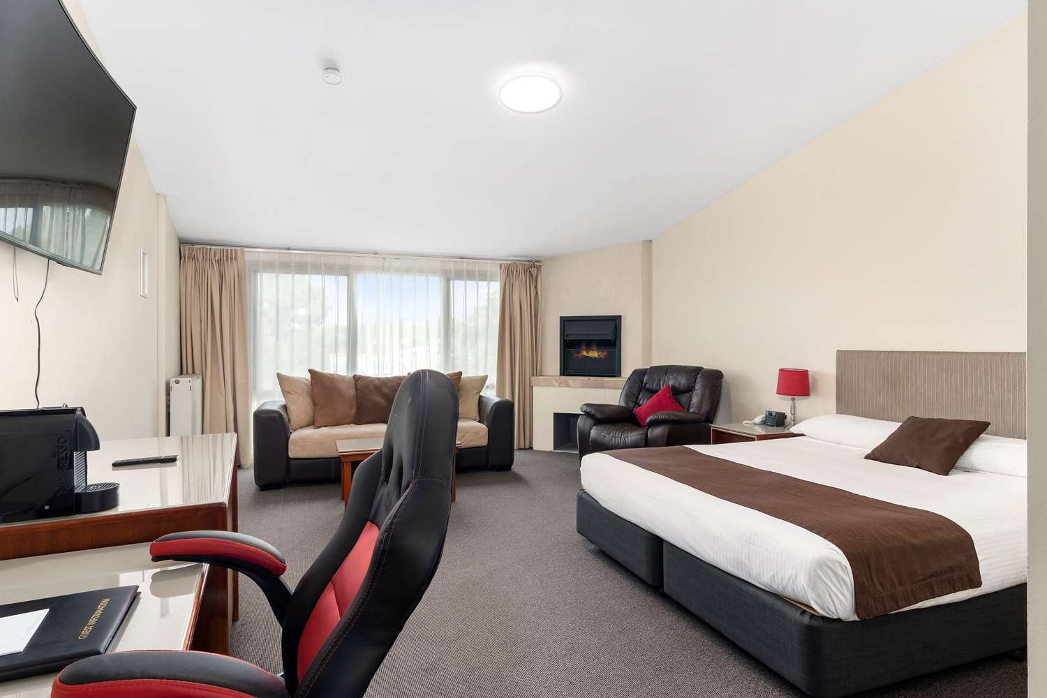 巴鲁斯特品质酒店-官方