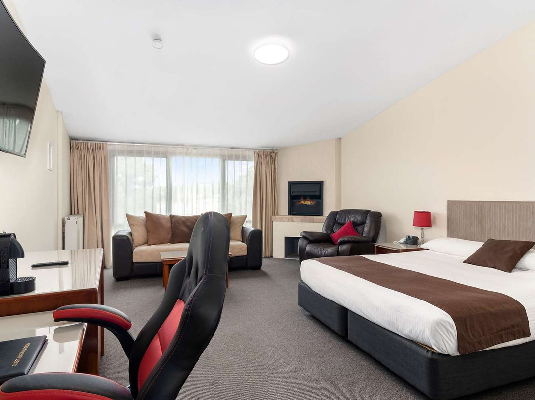 巴鲁斯特品质酒店主图