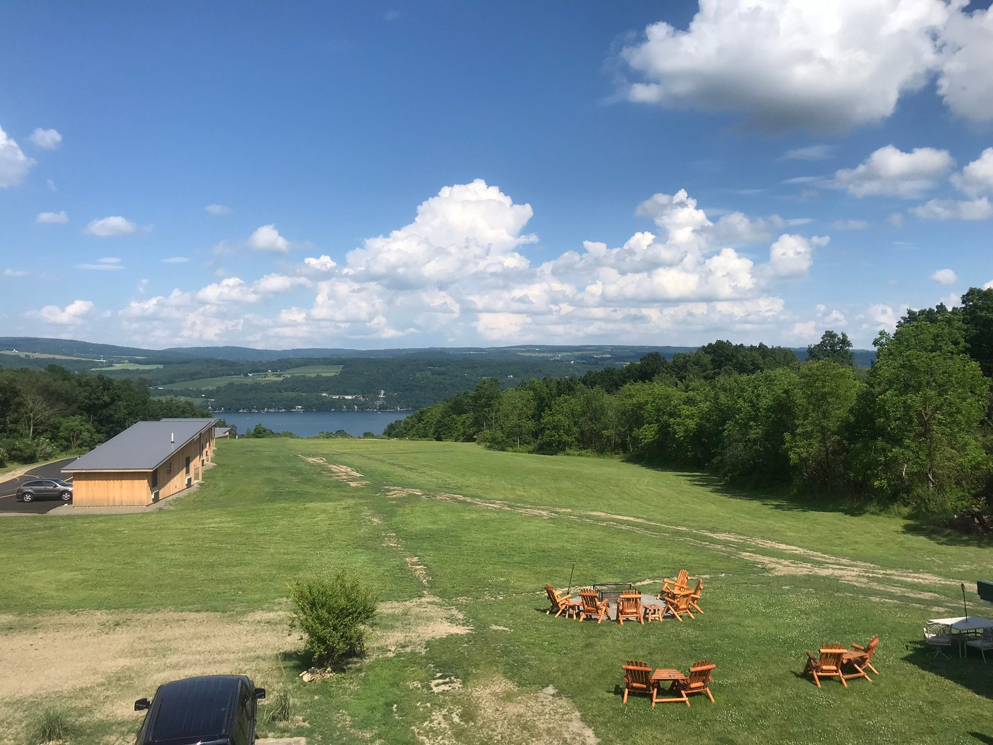 Lakeside Resort-官方