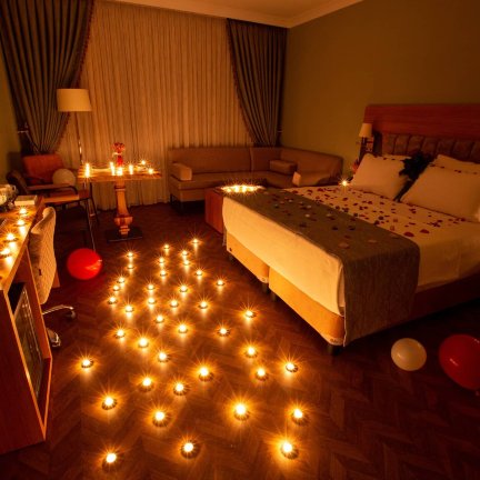 Grand White Hotel-官方