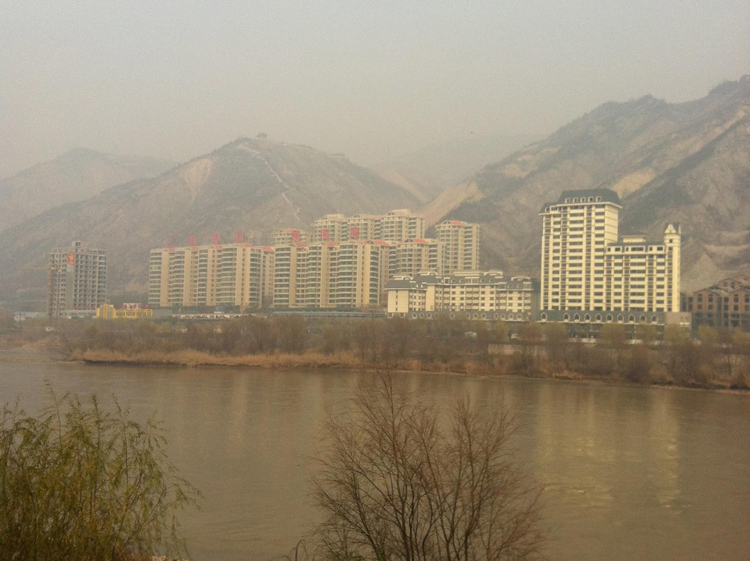 天源温泉大酒店主图