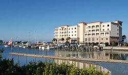Courtyard St. Petersburg Clearwater/Madeira Beach-浴室