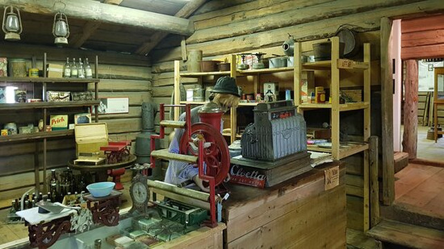 Lindesnäs Bruksmuseum-Nas必去景点