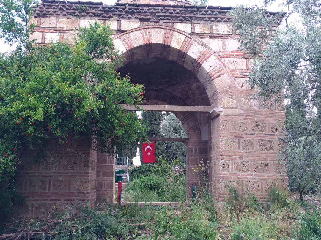 Sarı Saltuk Turbesi-Iznik必去景点