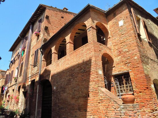 Borgo Medievale Cinto da Mura-Buonconvento必去景点
