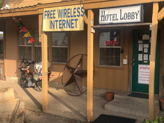 Longhorn Inn Motel主图