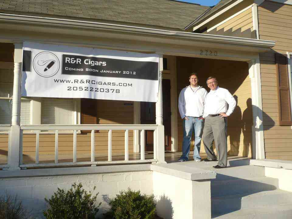 R&R Cigars-塔斯卡卢萨县必去景点