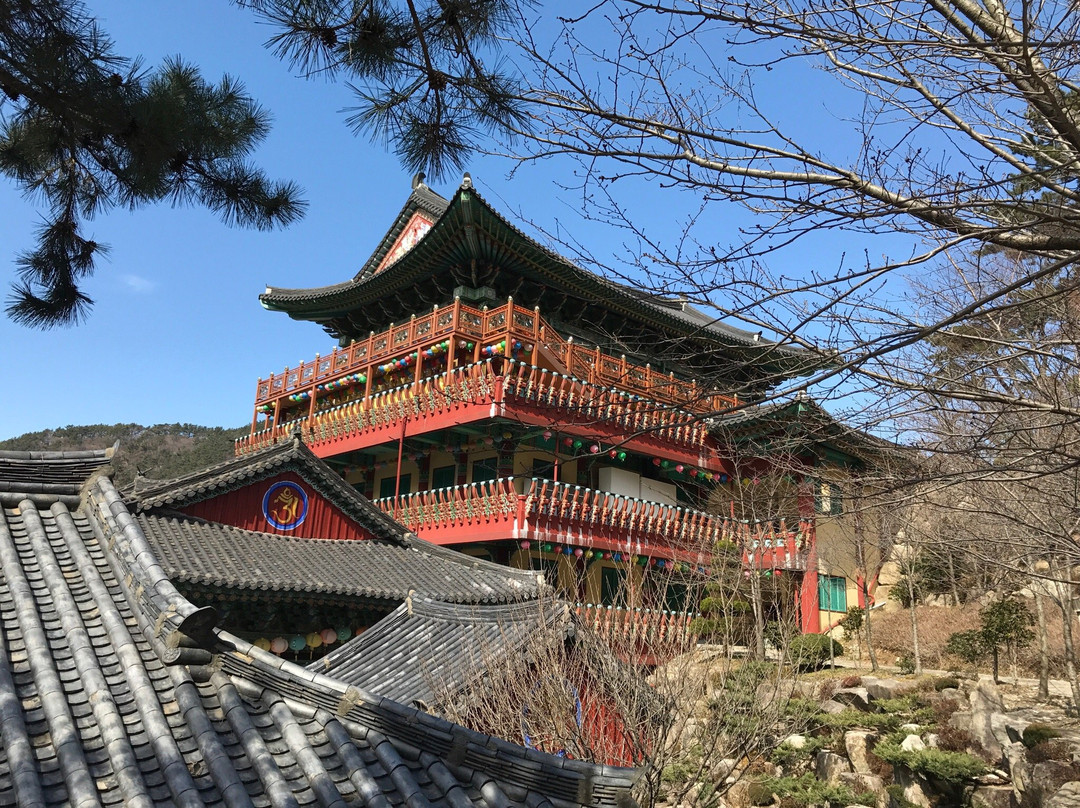 Waryongsan Baekcheonsa-泗川市必去景点