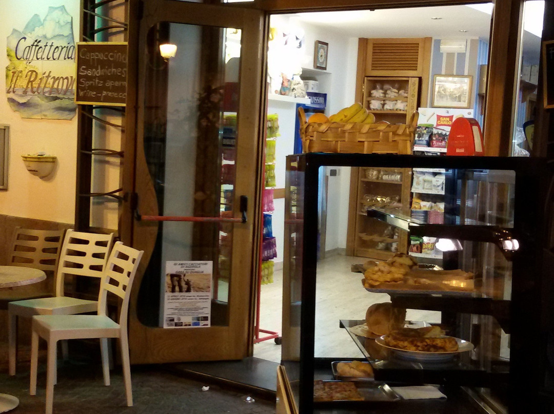 阿杰罗拉餐馆和美食-Caffetteria Il Ritrovo