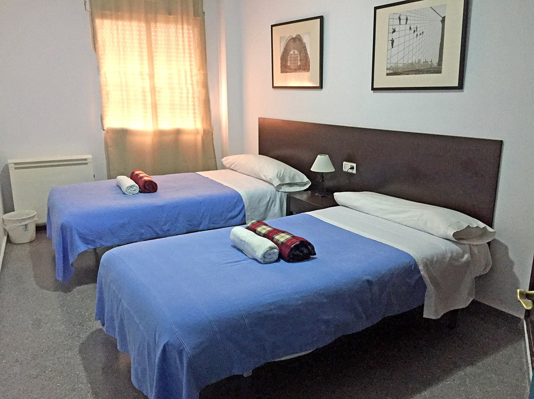 Colomera酒店住宿-Albergue de Peregrinos La Fundacion