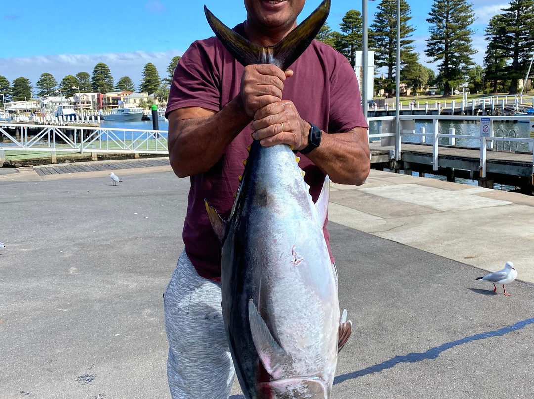 Salty Dog Charters-仙女港必去景点