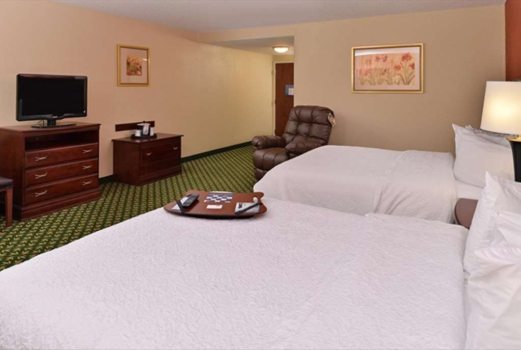 Hampton Inn & Suites Hopkinsville主图