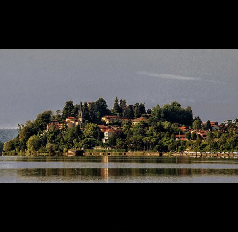 Chiesa di San Lorenzo-Biandronno必去景点