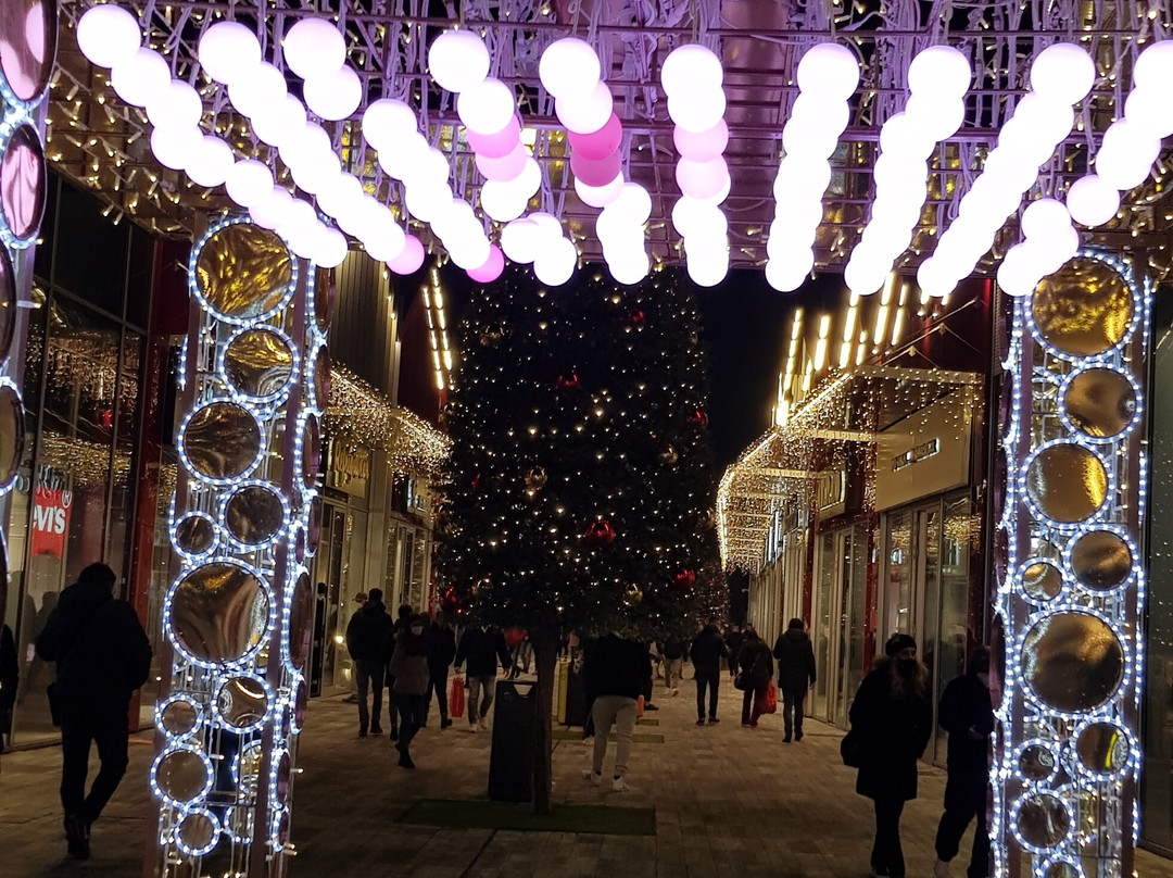 Scalo Milano Outlet & More-Locate di Triulzi必去景点