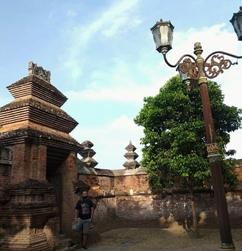 Mataram Kings Cemetery Kotagede景点图片