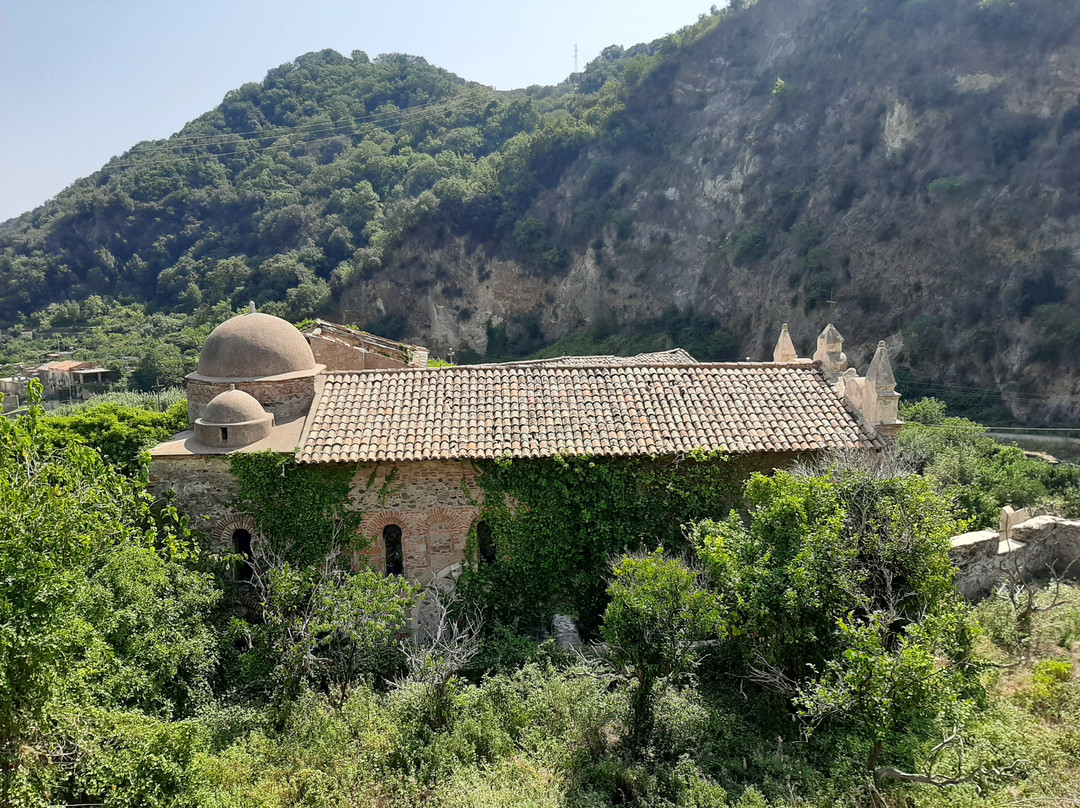 Chiesa normanna Santa Maria di Mili-Mili San Pietro必去景点
