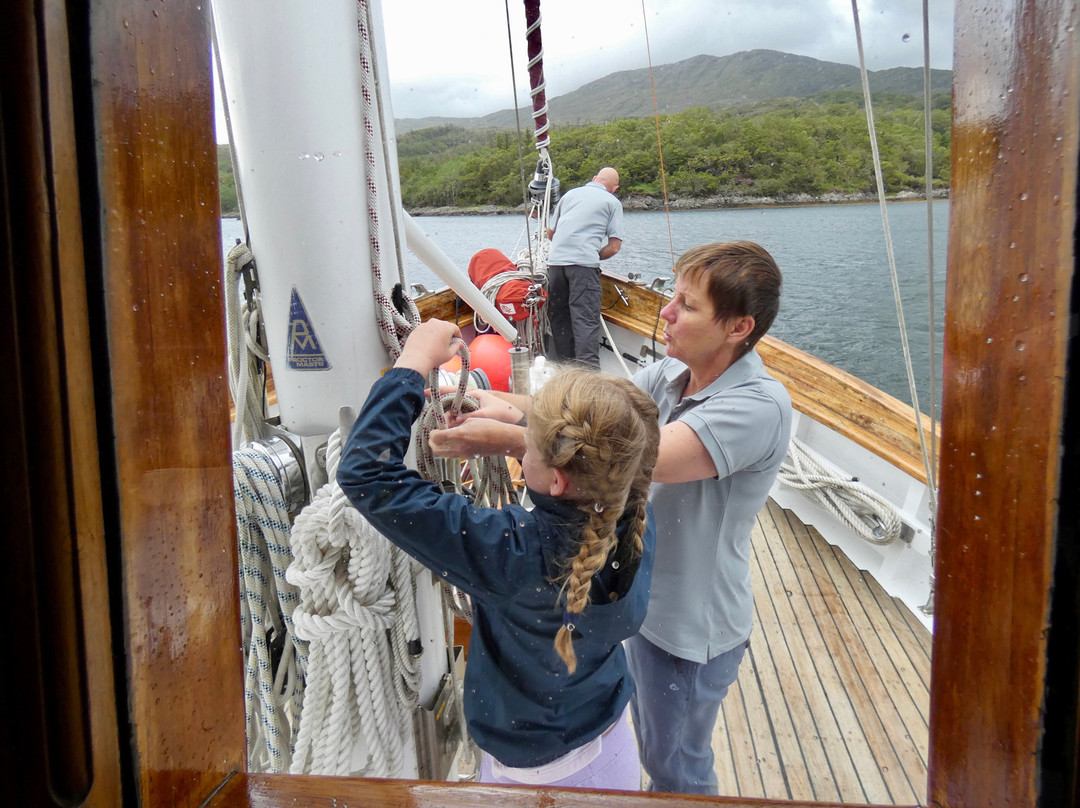 Red Moon Cruises-Kyle of Lochalsh必去景点