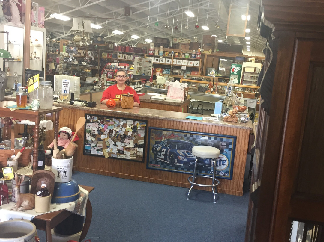 cookie's antique world-Highlandville必去景点