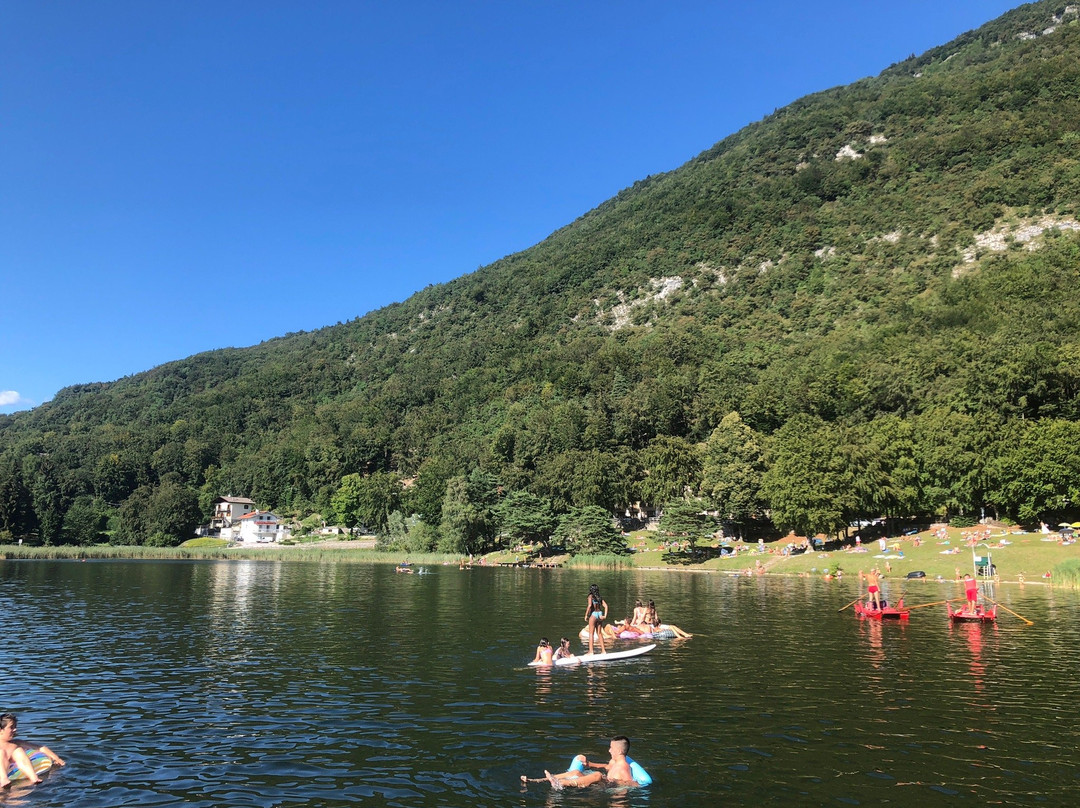 Lago di Lagolo景点图片