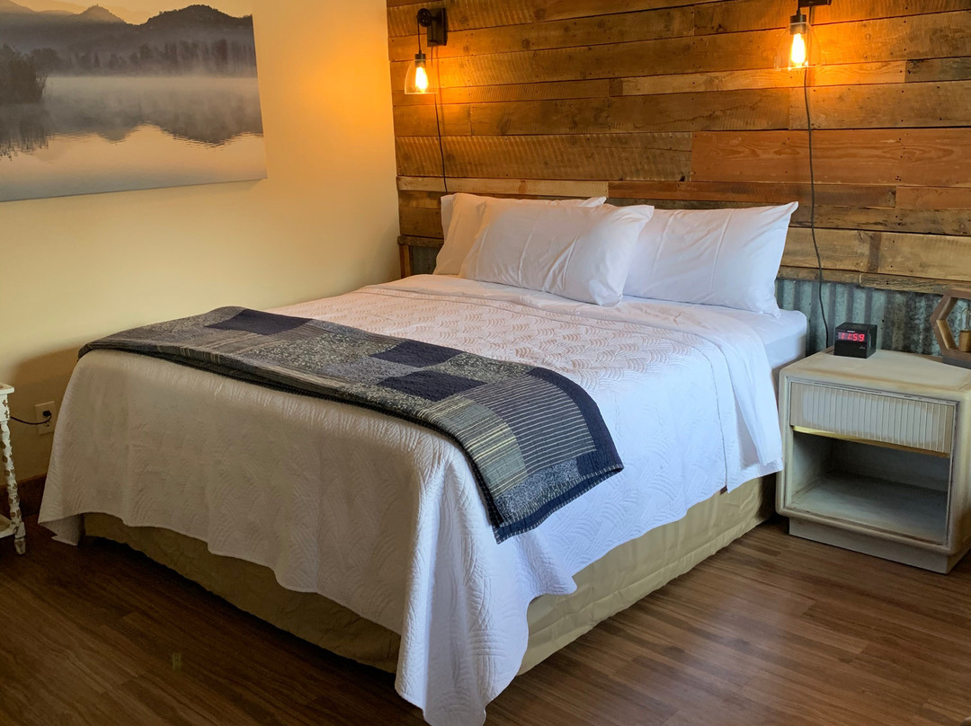 Marsh Creek Inn主图