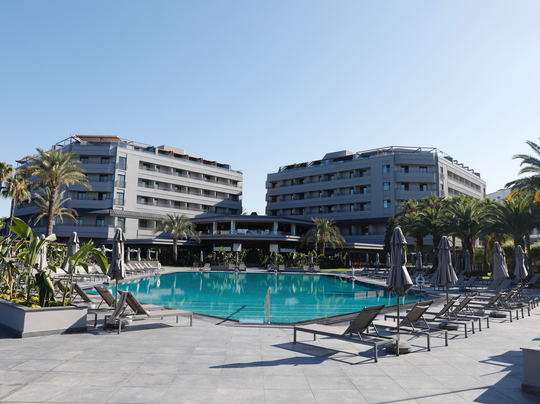 Miramare Beach Hotel主图