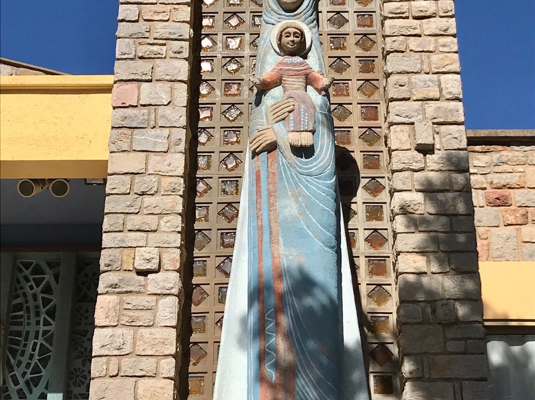 Notre Dame de Consolation-耶尔必去景点