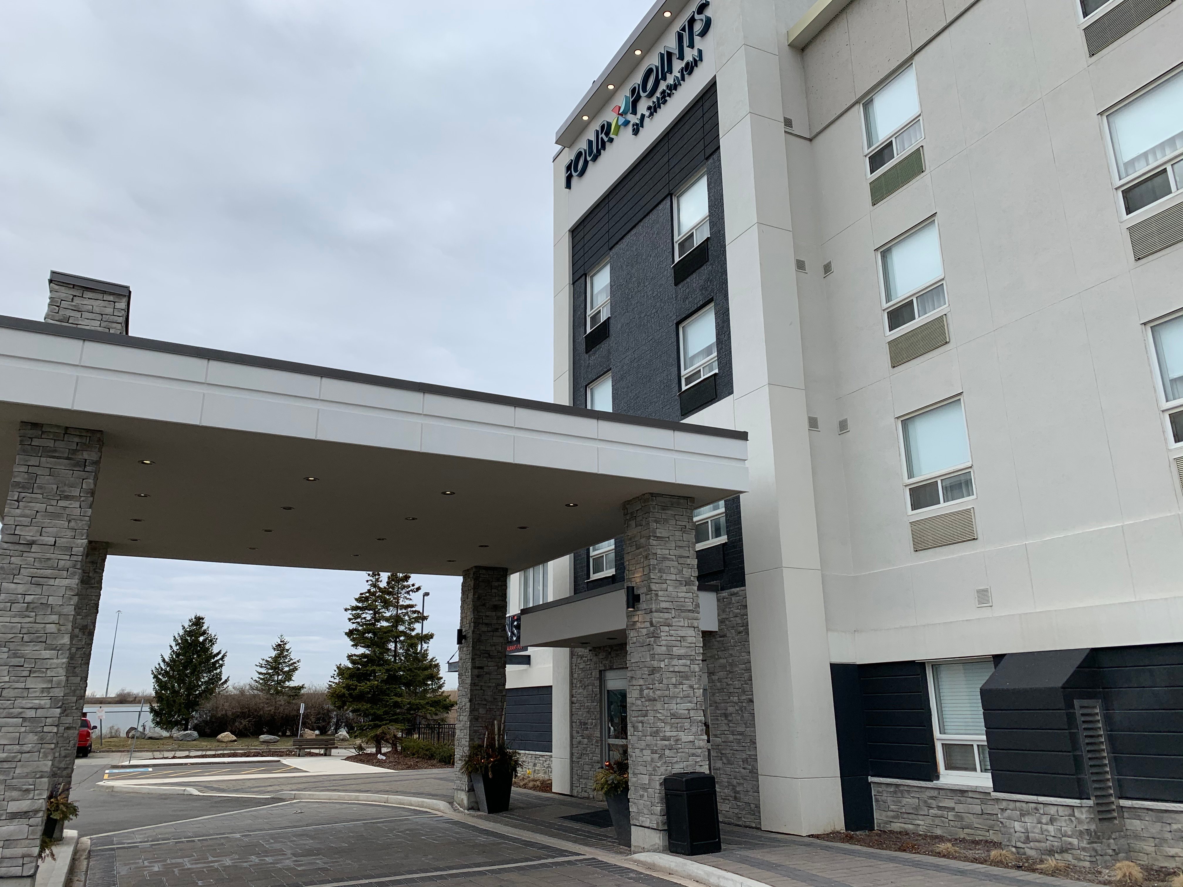 Four Points By Sheraton Vaughan-浴室