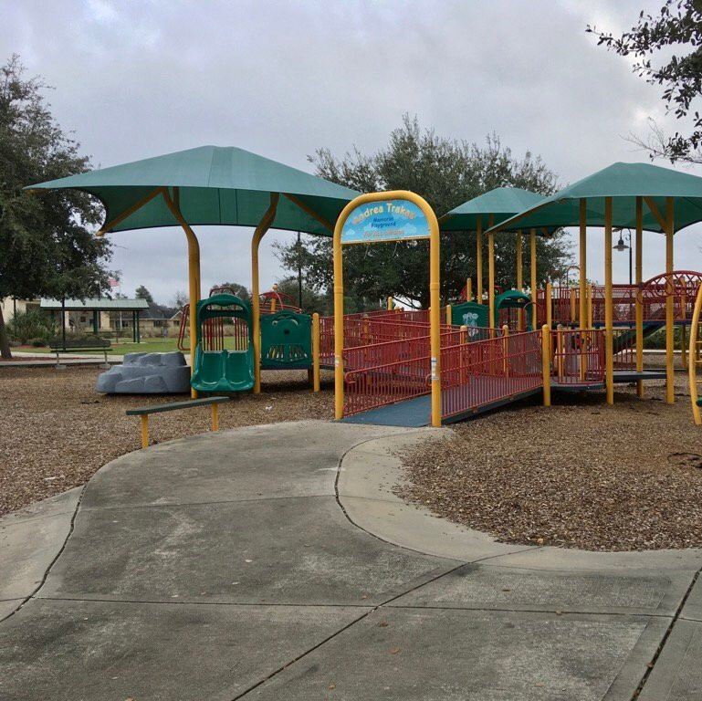 Simmers Young Park-温特黑文必去景点