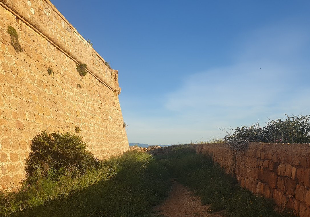 Castillo de la Atalaya景点图片