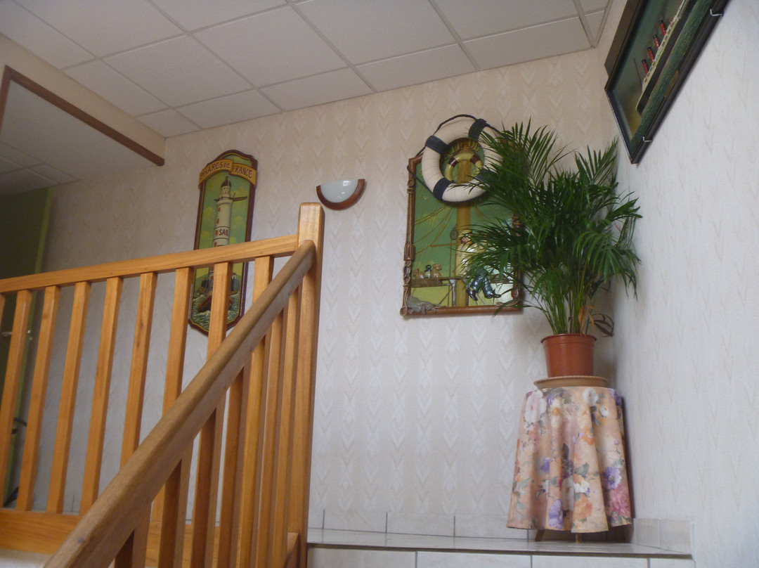 Pouillenay旅游攻略图片