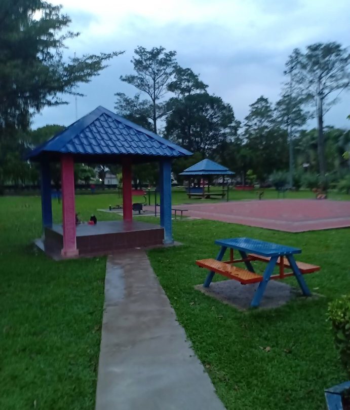 Taman Rekreasi Tasik Y-峇株巴辖必去景点