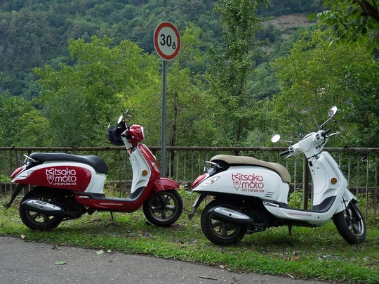 Tsitsaka moto-巴统必去景点