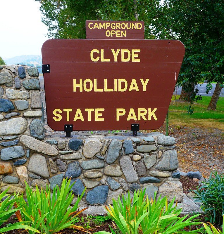 Clyde Holliday State Recreation Site景点图片