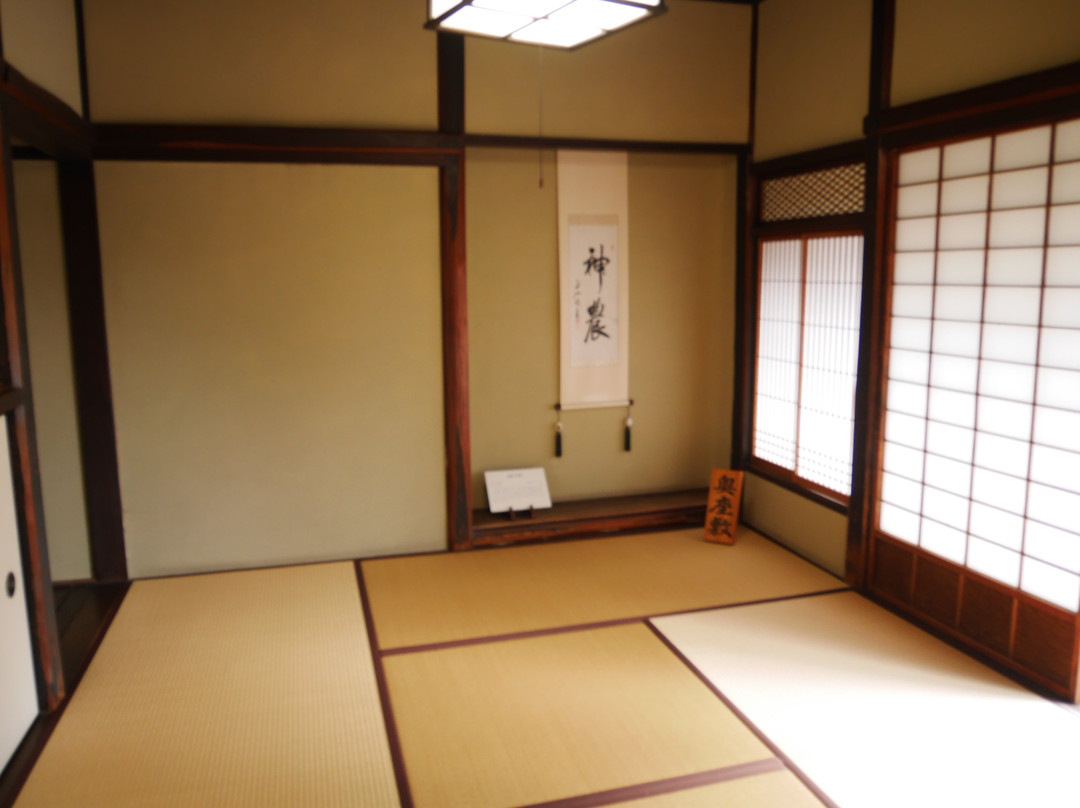 Bukeyashiki Kyu Oriike Kyu Haibarake-高粱市必去景点