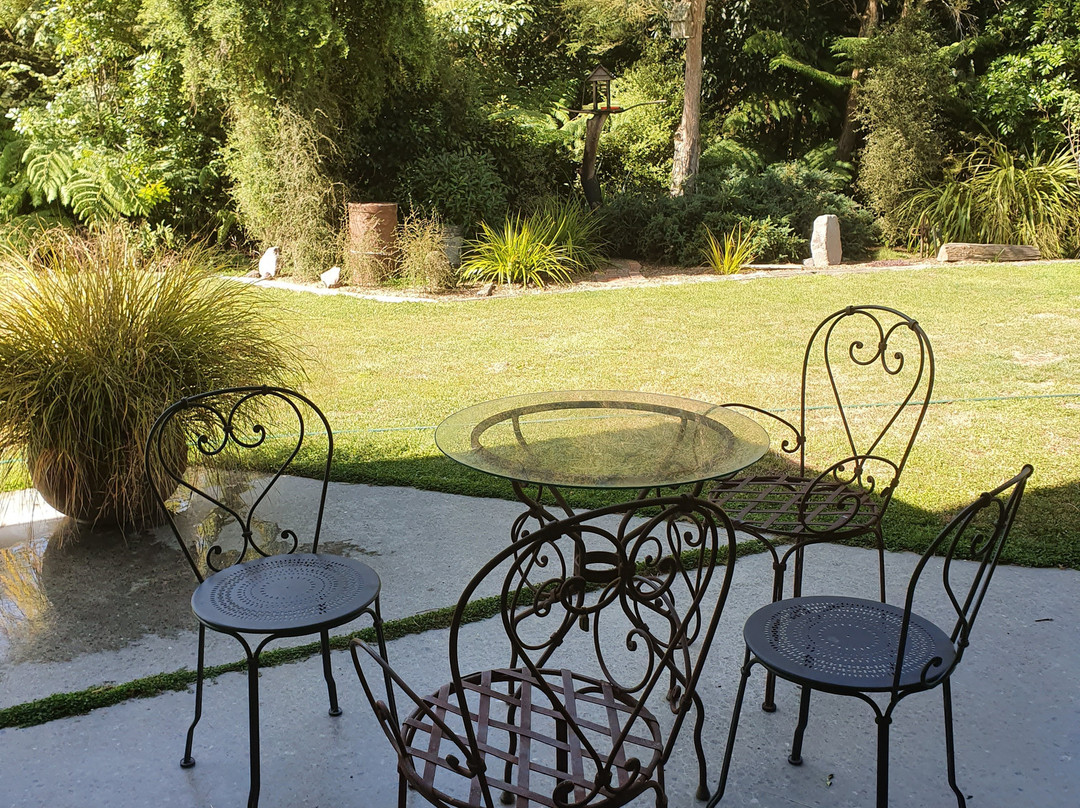 Gully Retreat Karapiro主图