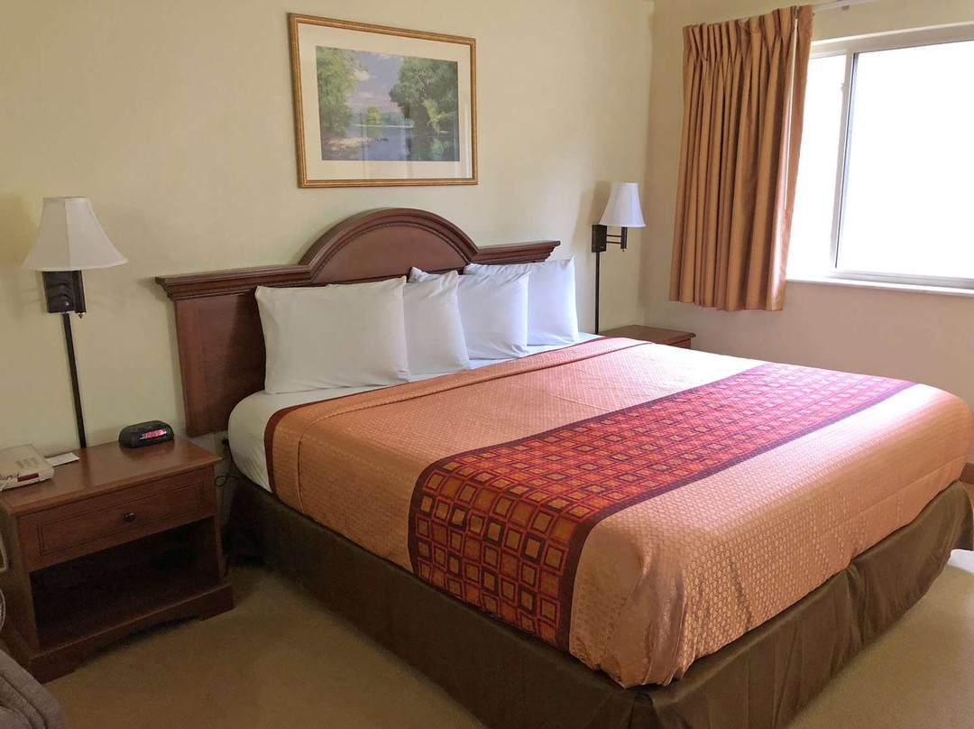 Americas Best Value Inn & Suites Independence VA主图