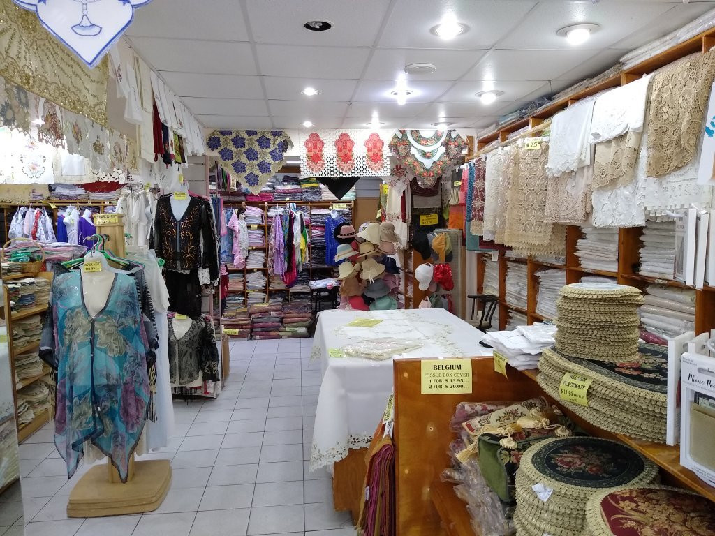 Mr. Tablecloth-菲利普斯堡必去景点