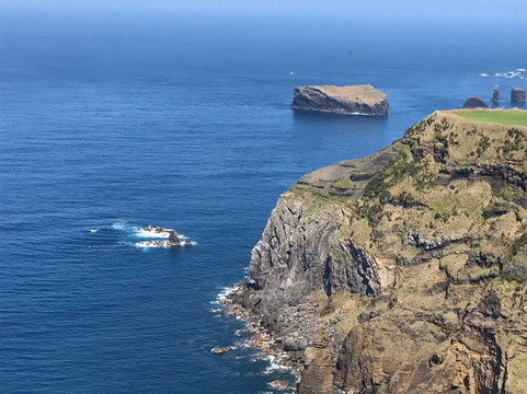 Pineapple Tours-蓬塔德尔加达必去景点