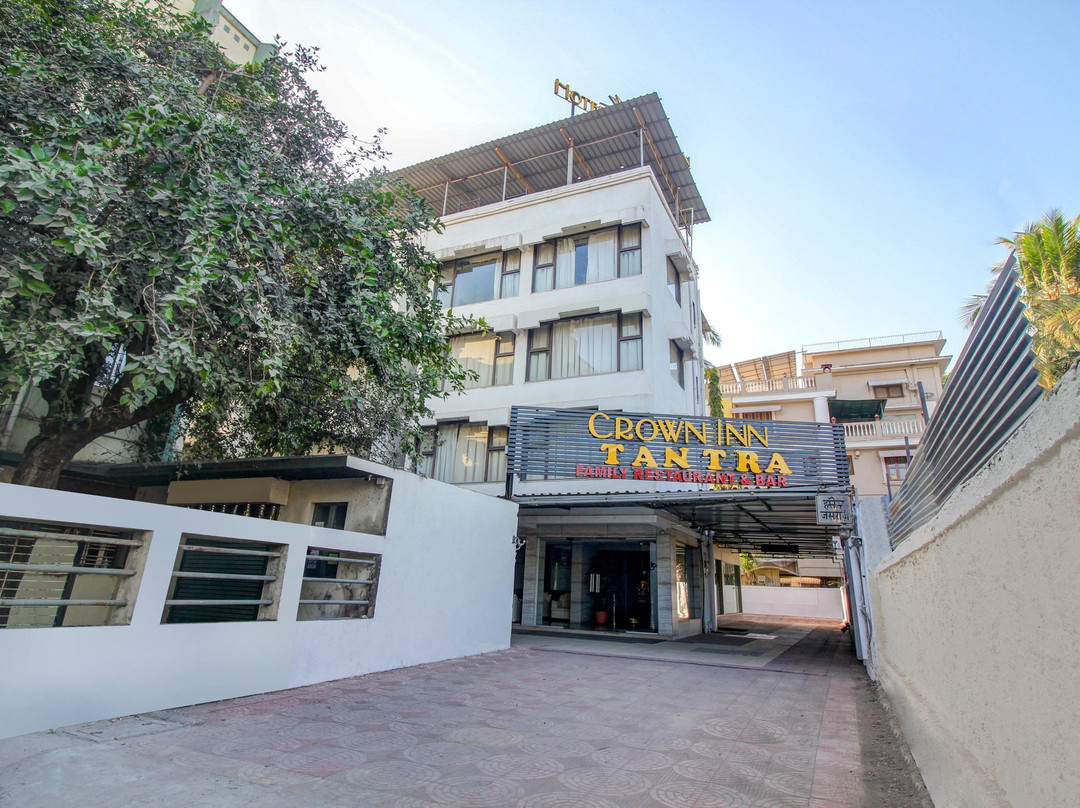 Treebo Tryst Crown Inn主图