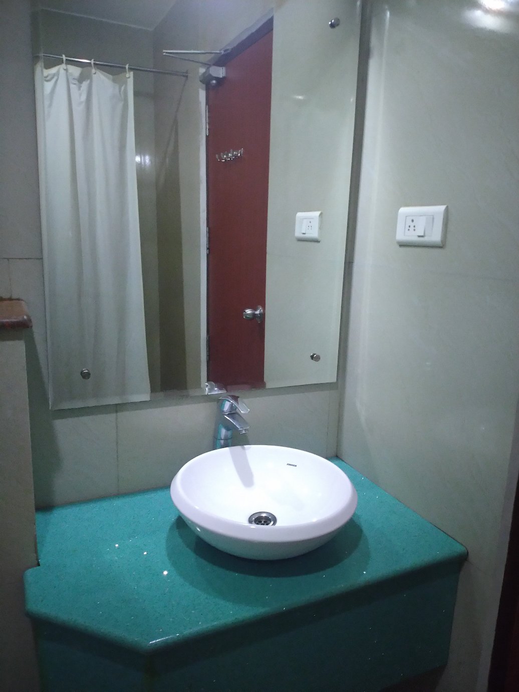 VKJ国际酒店-浴室