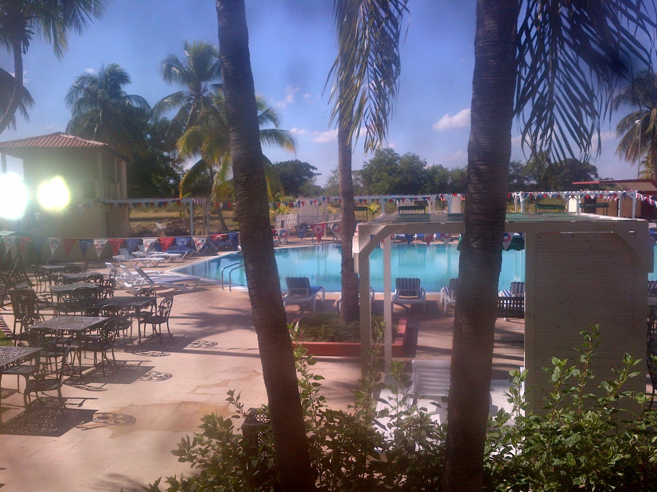 Villa Islazul Bayamo-泳池